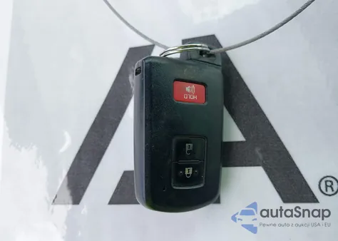 2018 Toyota Tacoma Trd Off Road z USA, uszkodzony, nr VIN 5TFCZ5AN3JX164619